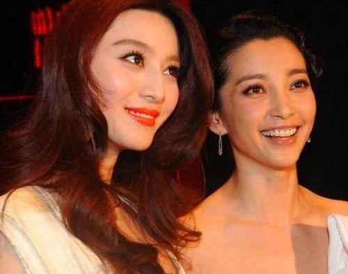 娱乐圈吃瓜两个女的