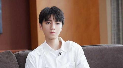 王俊凯吃瓜娱乐视频下载,揭秘明星幕后趣事